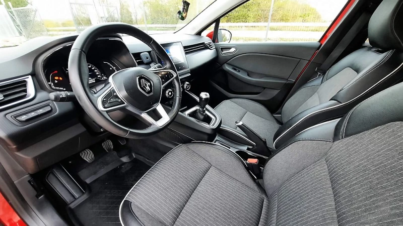 Renault Clio 1.3* * * ЛУКС, снимка 14 - Автомобили и джипове - 52283150