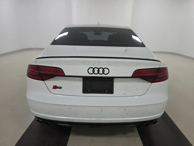 Audi S8 PLUS* CARFAX* БЕЗ ПЪРВОНАЧАЛНА* , снимка 3 - Автомобили и джипове - 52744764