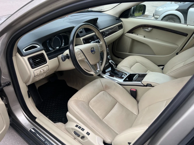 Volvo Xc70 T5 PREMIER, снимка 7 - Автомобили и джипове - 53257378