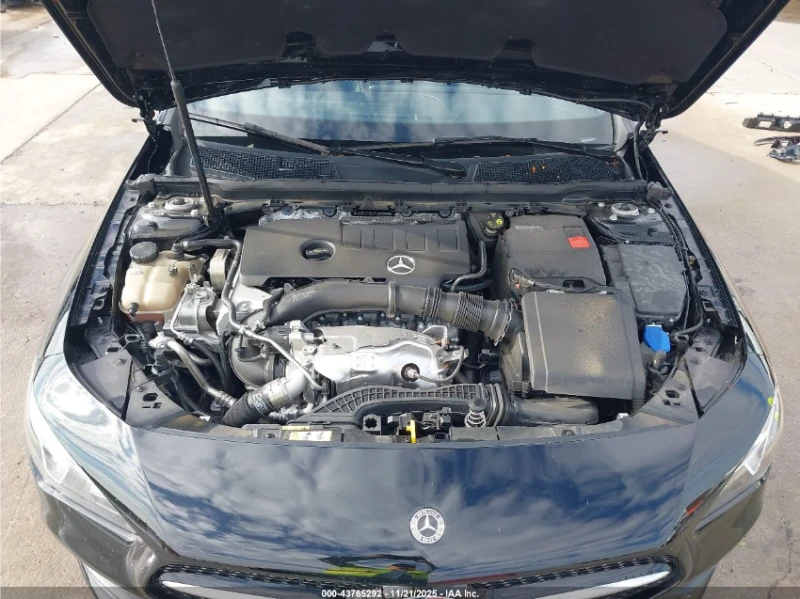 Mercedes-Benz CLA 250 AMG-PACK* DIGITAL* 4MATIC* ПОДГРЕВ* M.ТОЧКА., снимка 11 - Автомобили и джипове - 53284637