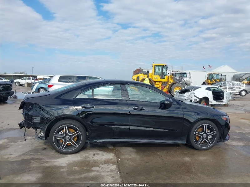 Mercedes-Benz CLA 250 AMG-PACK* DIGITAL* 4MATIC* ПОДГРЕВ* M.ТОЧКА., снимка 12 - Автомобили и джипове - 53284637
