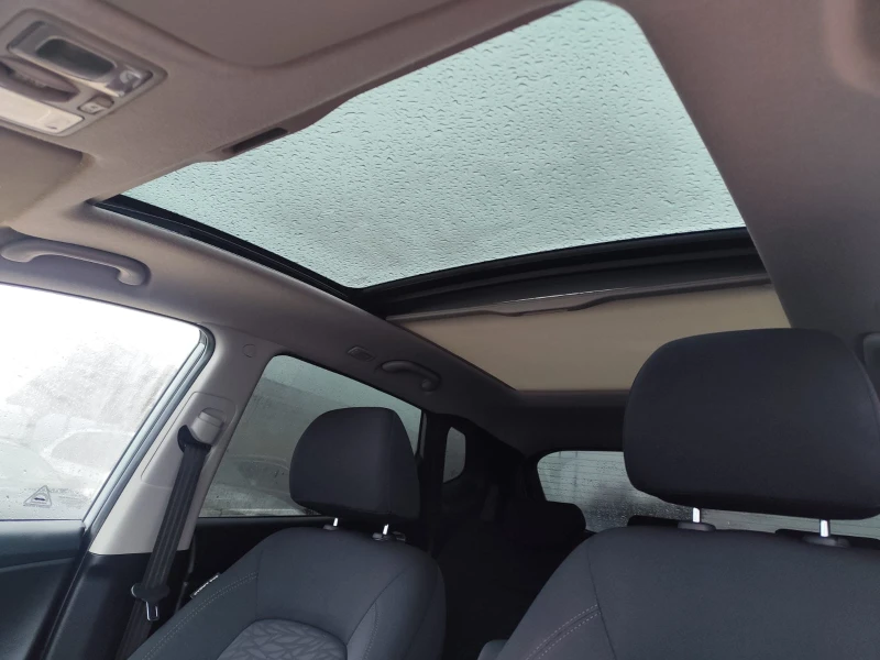 Hyundai I20 1.6 бензин Автомат, снимка 14 - Автомобили и джипове - 53292618