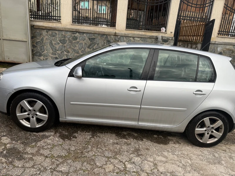 VW Golf, снимка 2 - Автомобили и джипове - 53433376