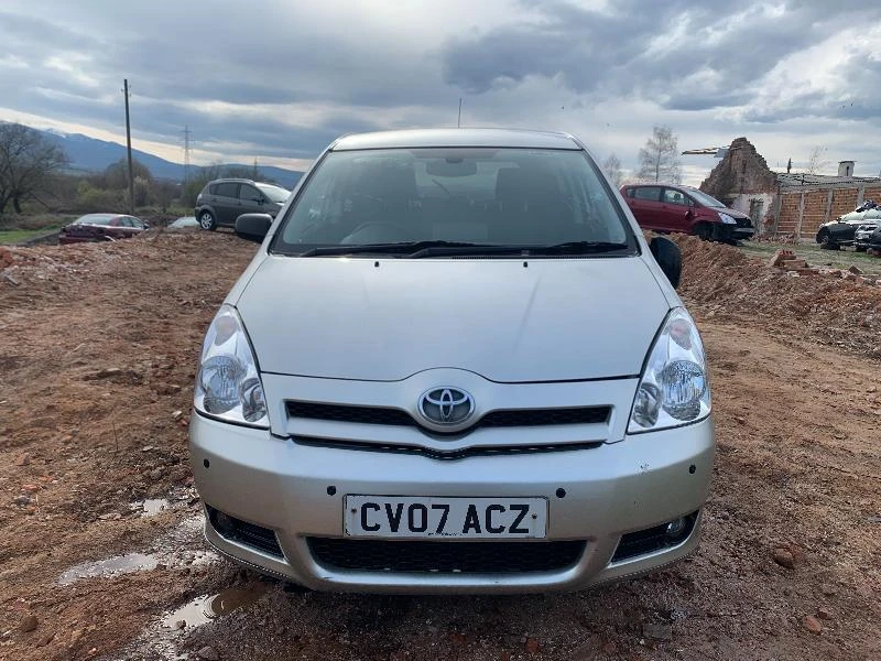 Toyota Corolla verso 1.8. VVT-I 129к.с  АВТОМАТ НА ЧАСТИ - изображение 2