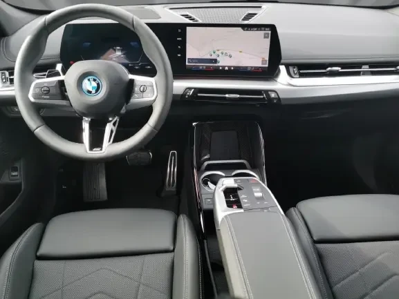 BMW iX1 xDrive30 = M-Sport Pro = Гаранция, снимка 6 - Автомобили и джипове - 54957728