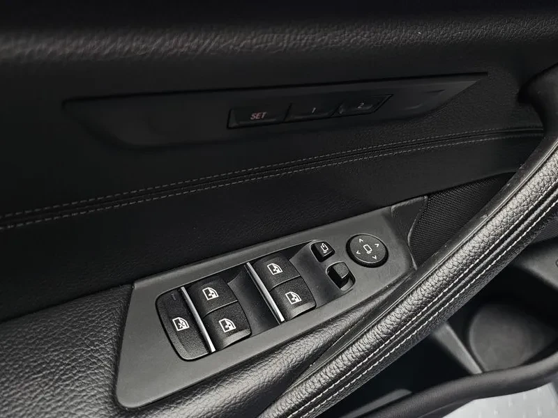BMW 530 (G30) 530I M Sports, снимка 16 - Автомобили и джипове - 56114813