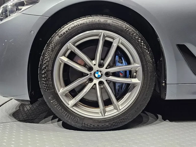 BMW 530 (G30) 530I M Sports, снимка 5 - Автомобили и джипове - 56114813