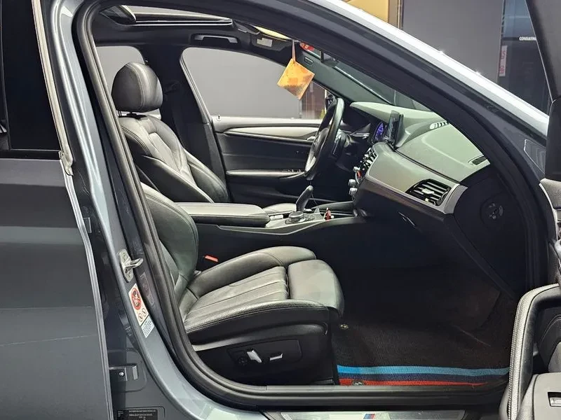 BMW 530 (G30) 530I M Sports, снимка 10 - Автомобили и джипове - 56114813