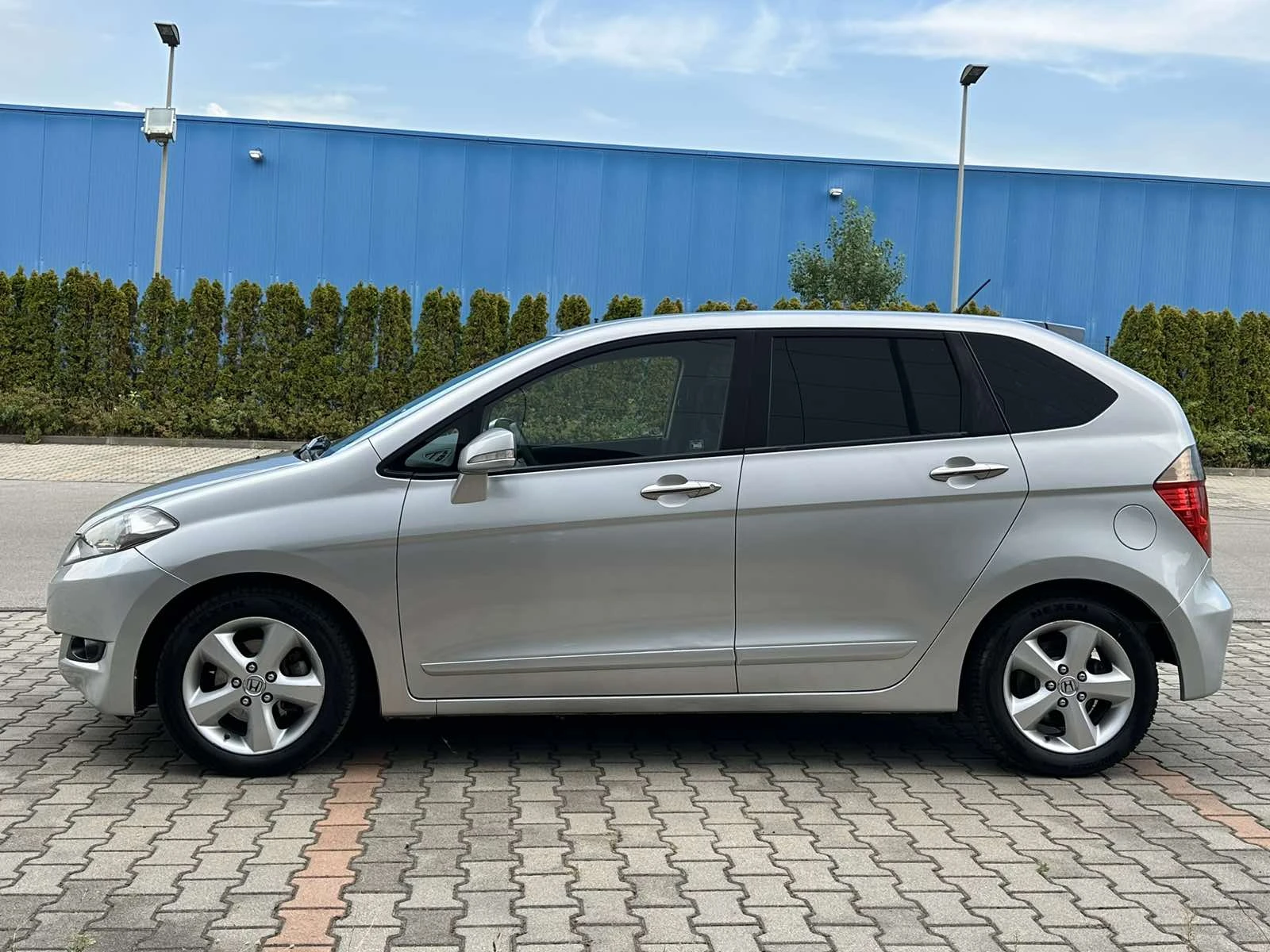 Honda Fr-v 1.8 i-140 К.С.FACE LIFT - изображение 7