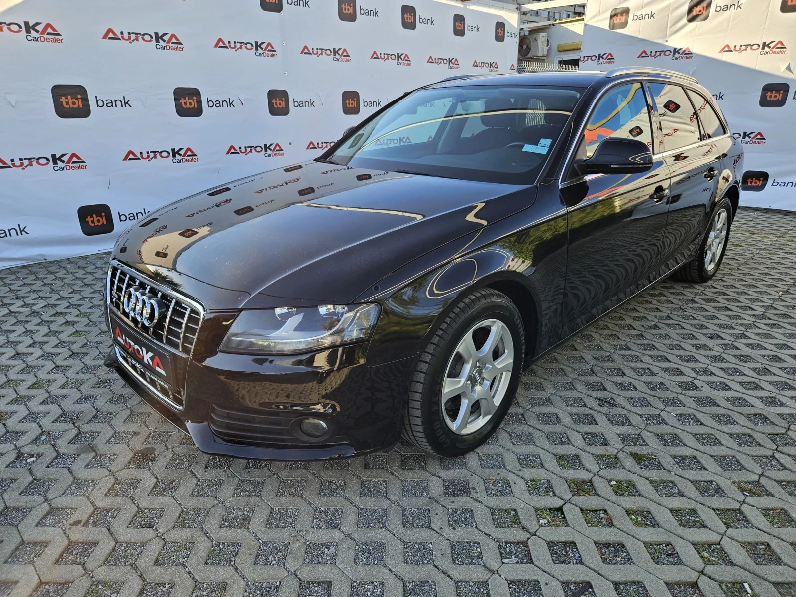 Audi A4 2.0TDI-143кс= АВТОМАТ= 8СКОРОСТИ= ОБСЛУЖЕН= EURO 5 - изображение 6