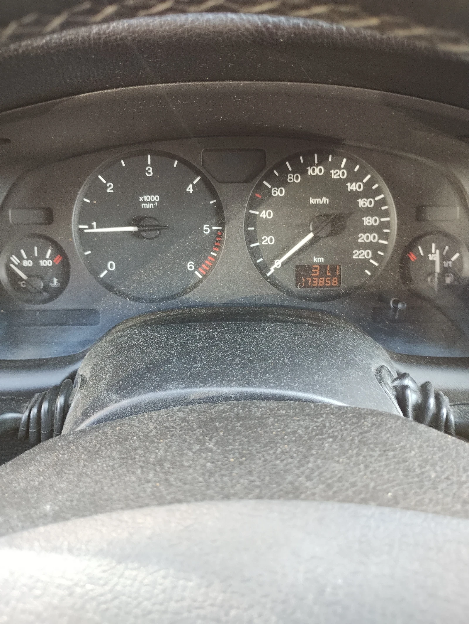 Opel Astra  - изображение 8