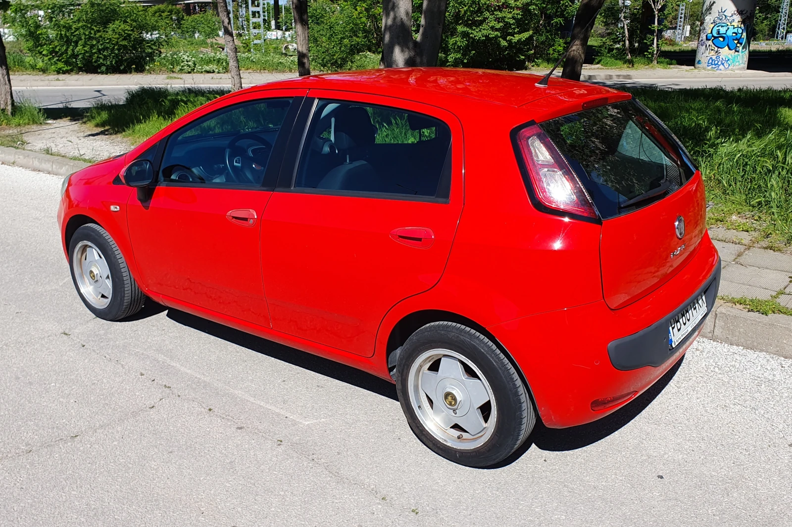 Fiat Punto EVO 50500км - изображение 3
