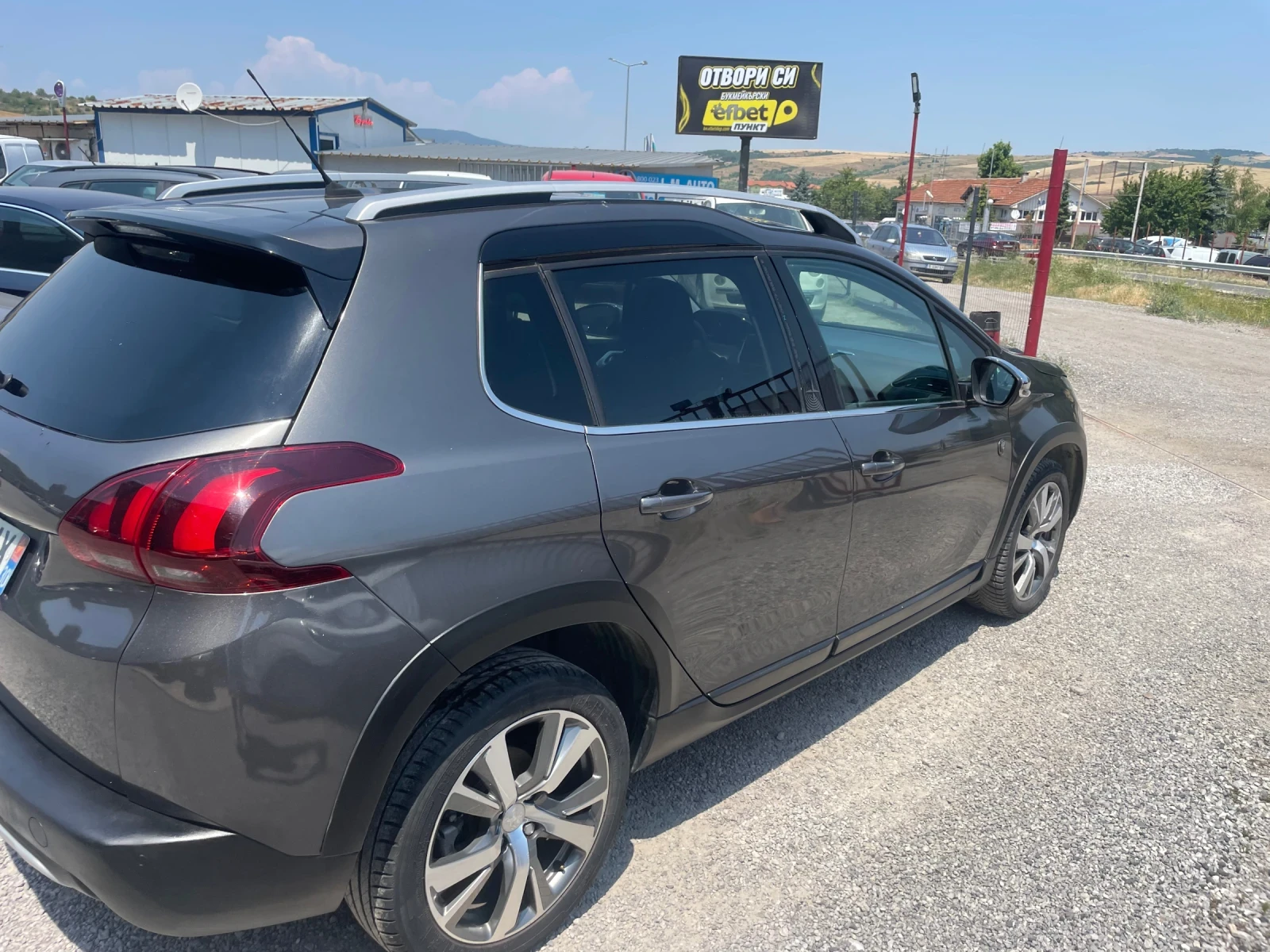 Peugeot 2008 1.2 AUTOMATIC  - изображение 5
