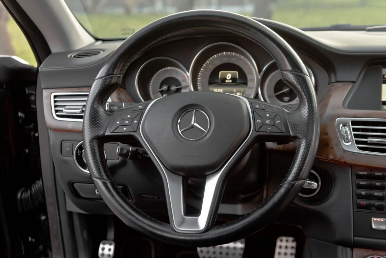 Mercedes-Benz CLS 350 Напълно Обслужен, снимка 12 - Автомобили и джипове - 51458968