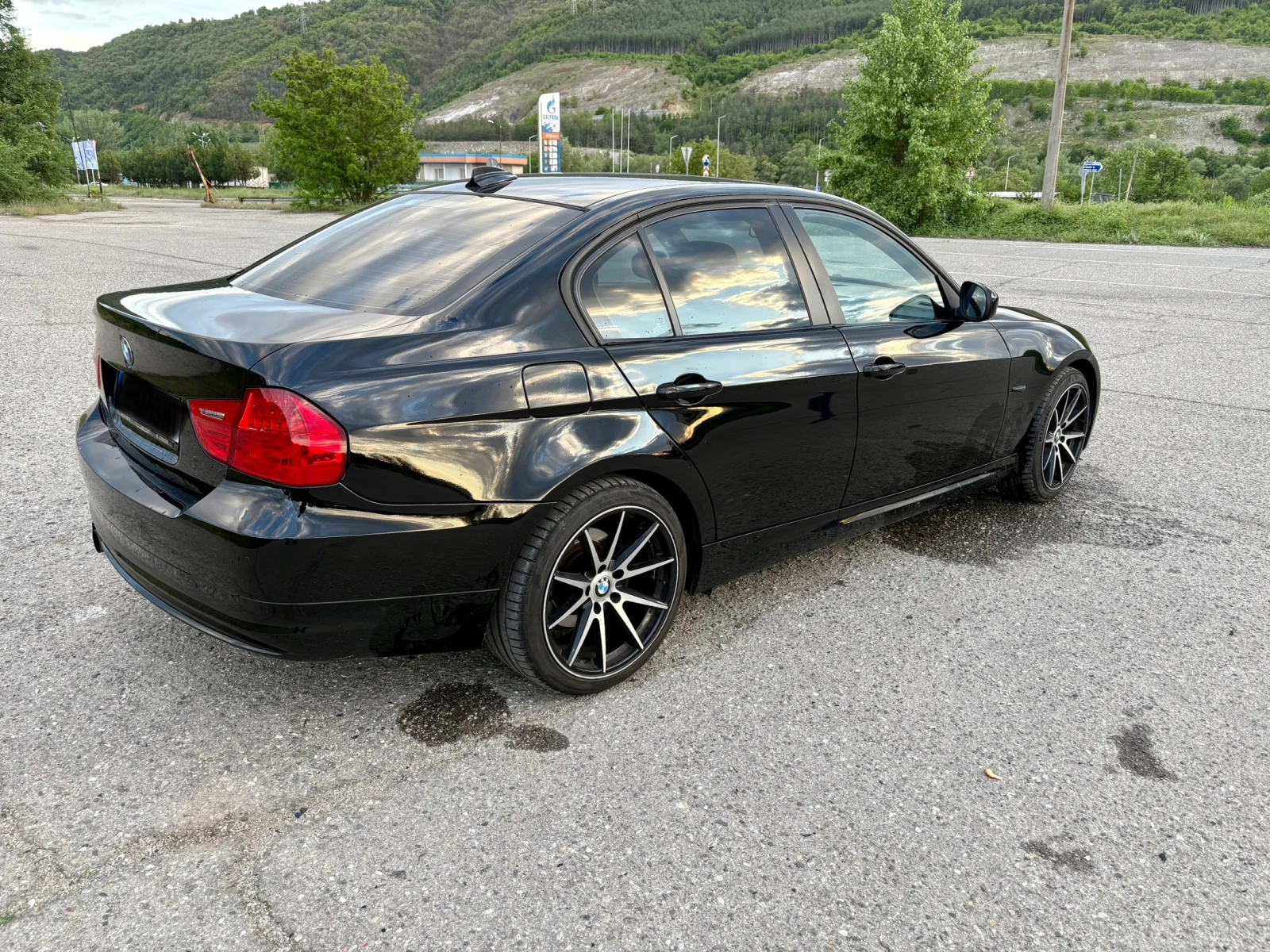 BMW 320  - изображение 9