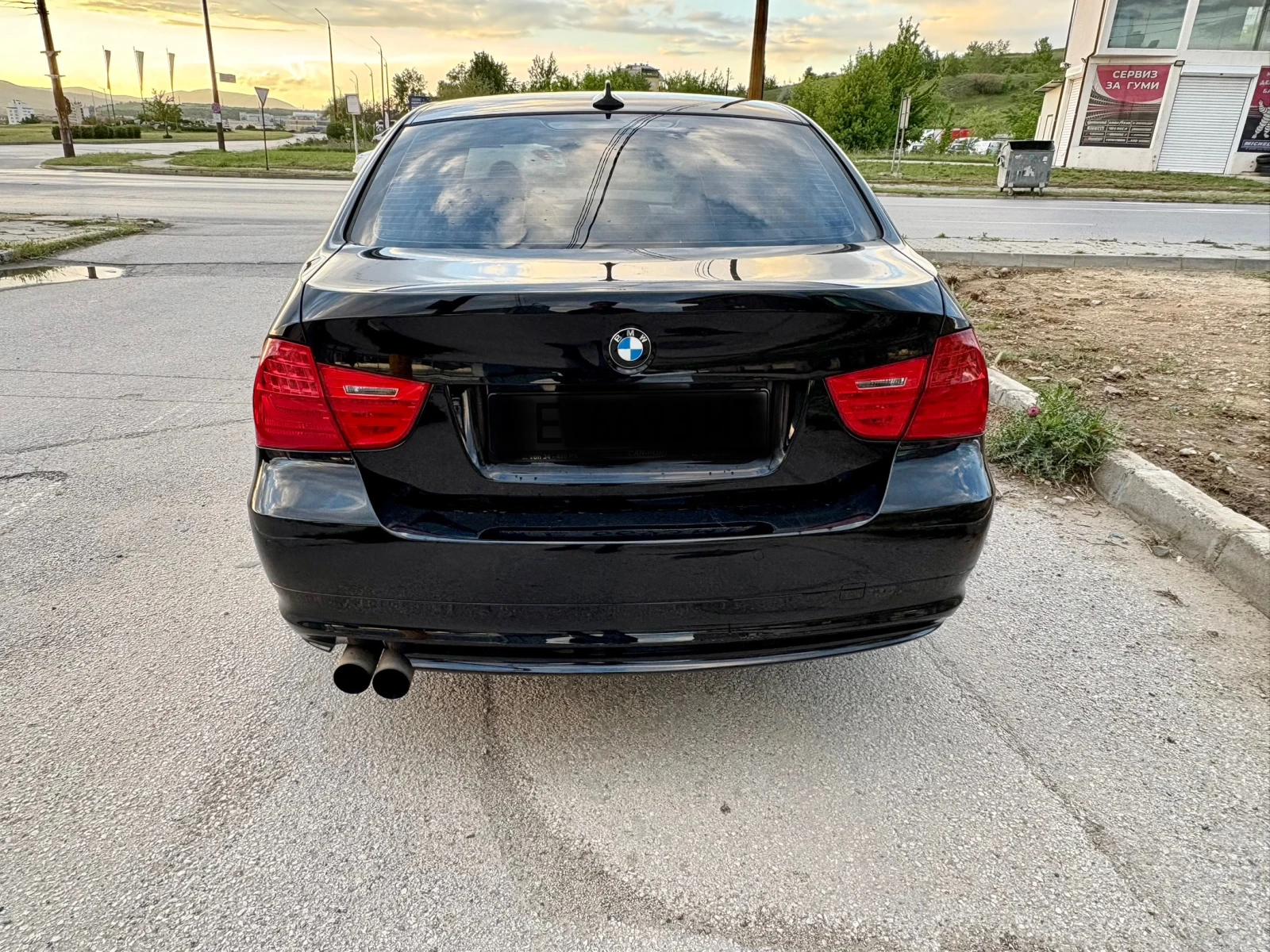 BMW 320  - изображение 7