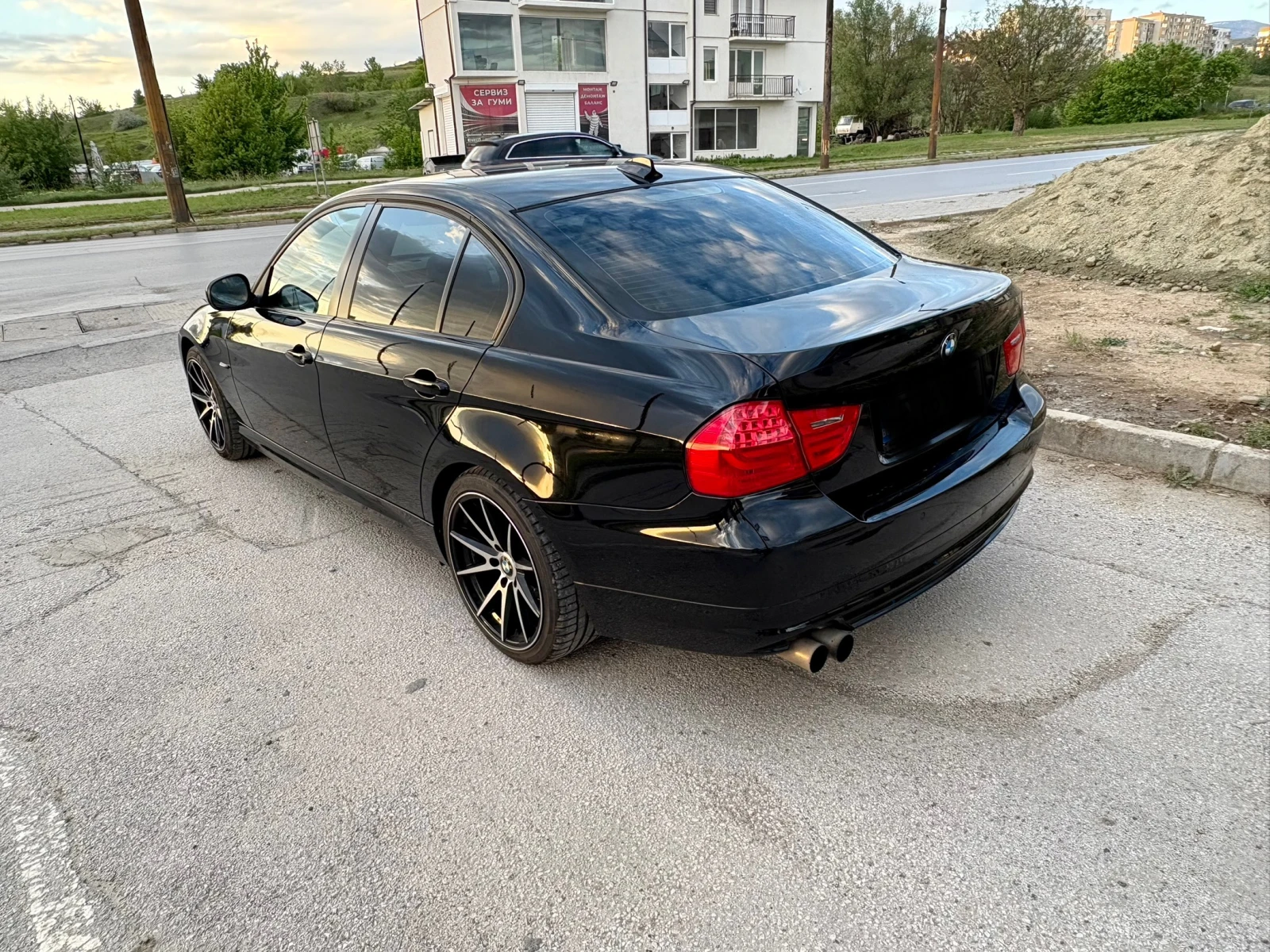 BMW 320  - изображение 4