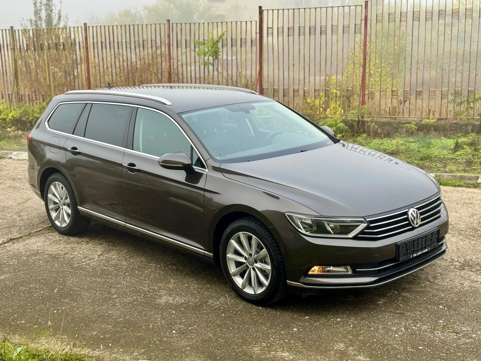 VW Passat 2.0TDI HIGHLINE VIRTUAL | Mobile.bg   4