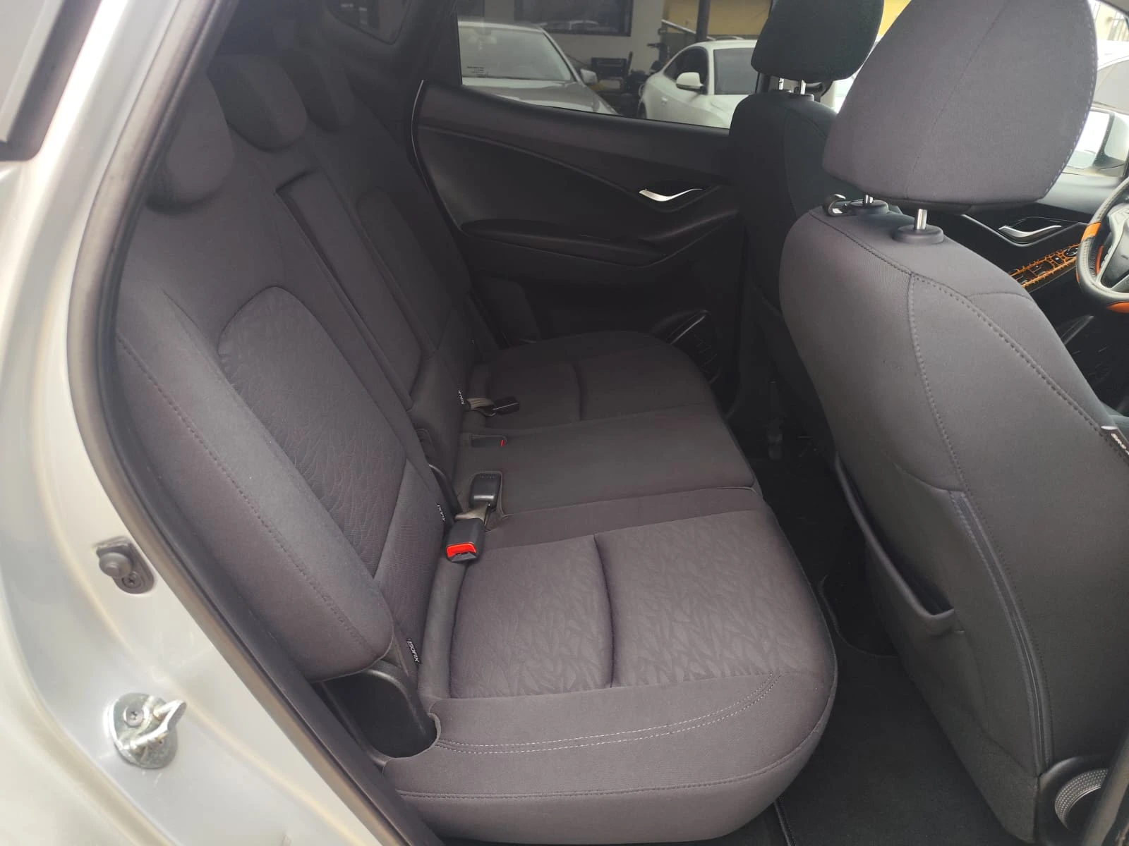 Hyundai I20 1.6 ������ ������� | Mobile.bg � ����������� 16