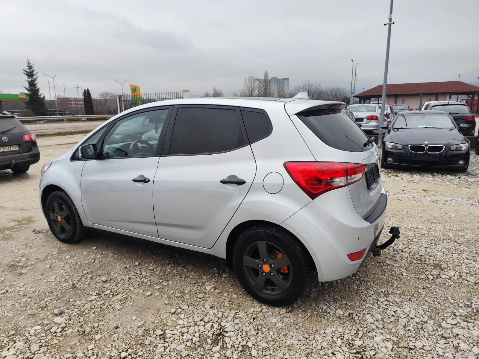 Hyundai I20 1.6 бензин Автомат - изображение 8