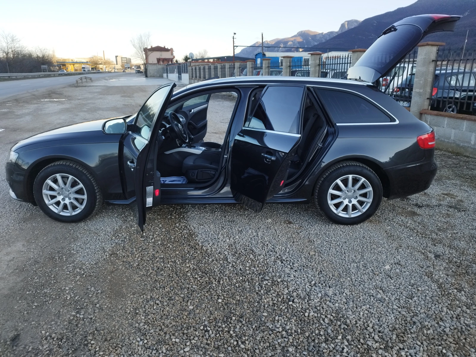 Audi A4 2.0 Tdi 140 Quattro - изображение 9