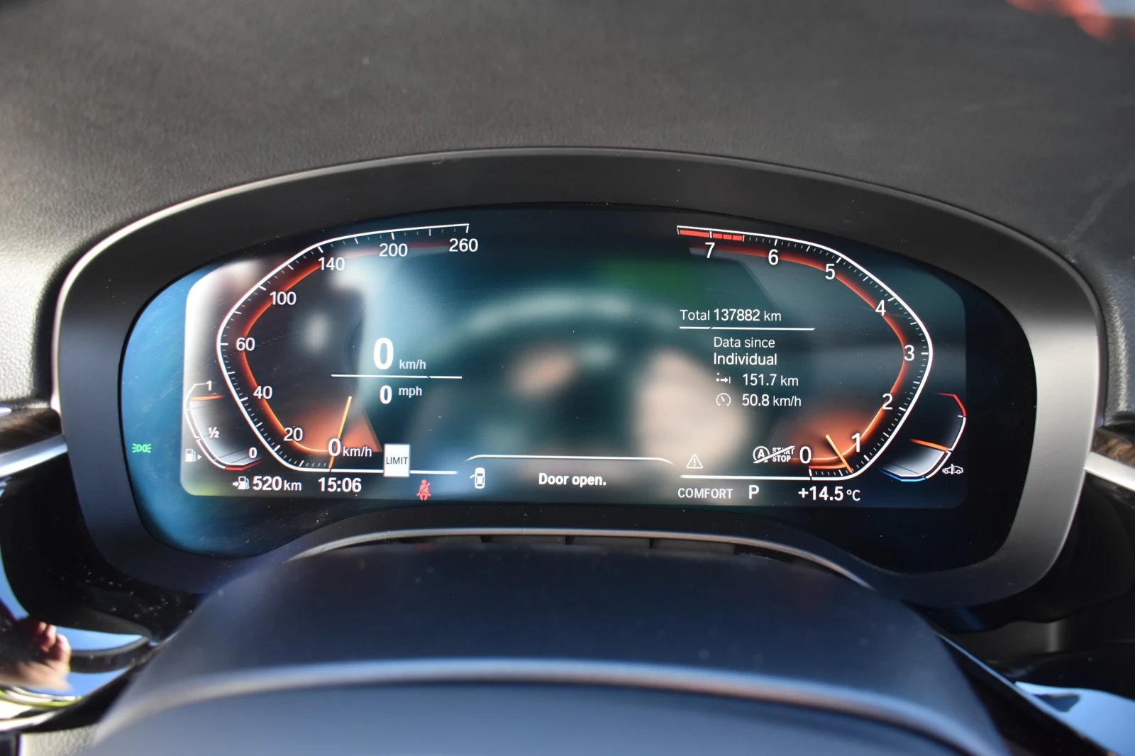 BMW 540 M-PACKET* LASER-HEAD* LIGHT* DIGITAL* AMBIENT* 360, снимка 16 - Автомобили и джипове - 53784438