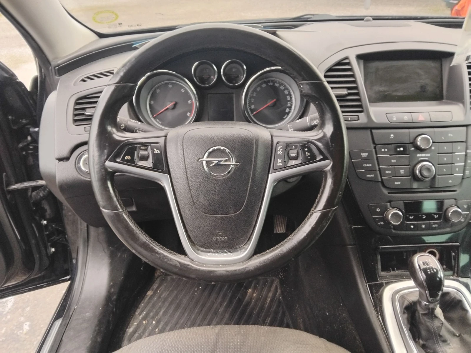 Opel Insignia 2.0CDTi160ксНави, снимка 7 - Автомобили и джипове - 54007726