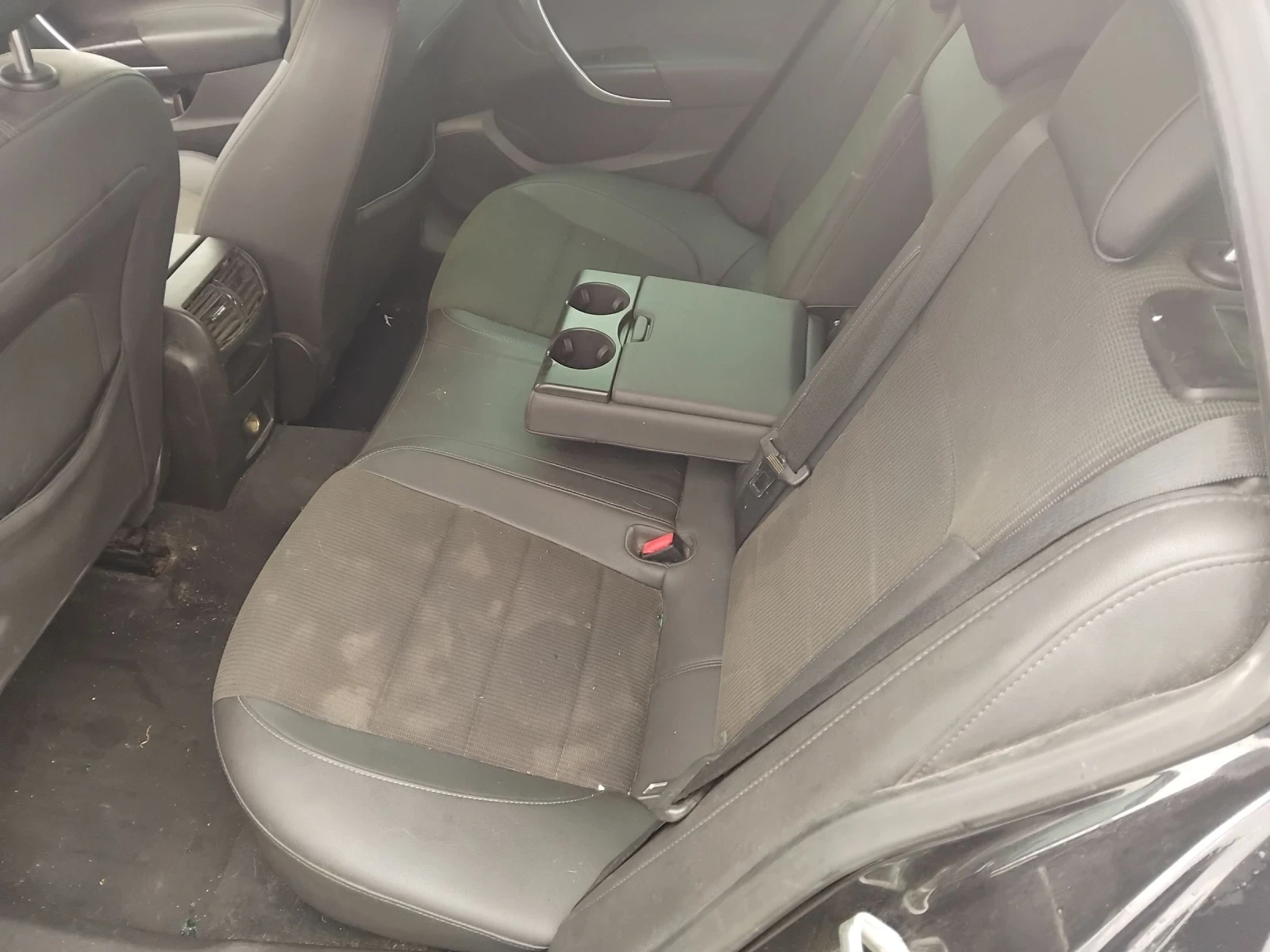 Opel Insignia 2.0CDTi160ксНави, снимка 6 - Автомобили и джипове - 54007726