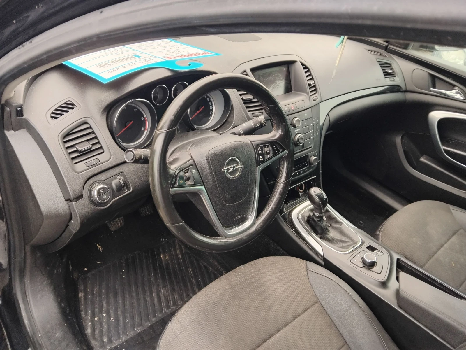 Opel Insignia 2.0CDTi160ксНави, снимка 14 - Автомобили и джипове - 54007726