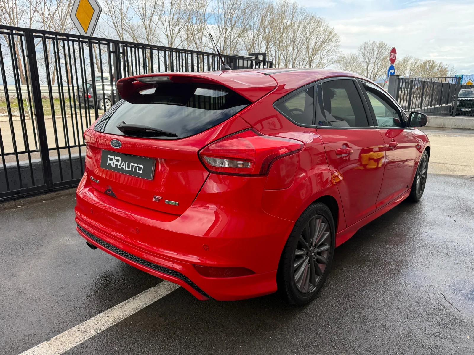 Ford Focus ST Line ecoboost , снимка 4 - Автомобили и джипове - 54093463