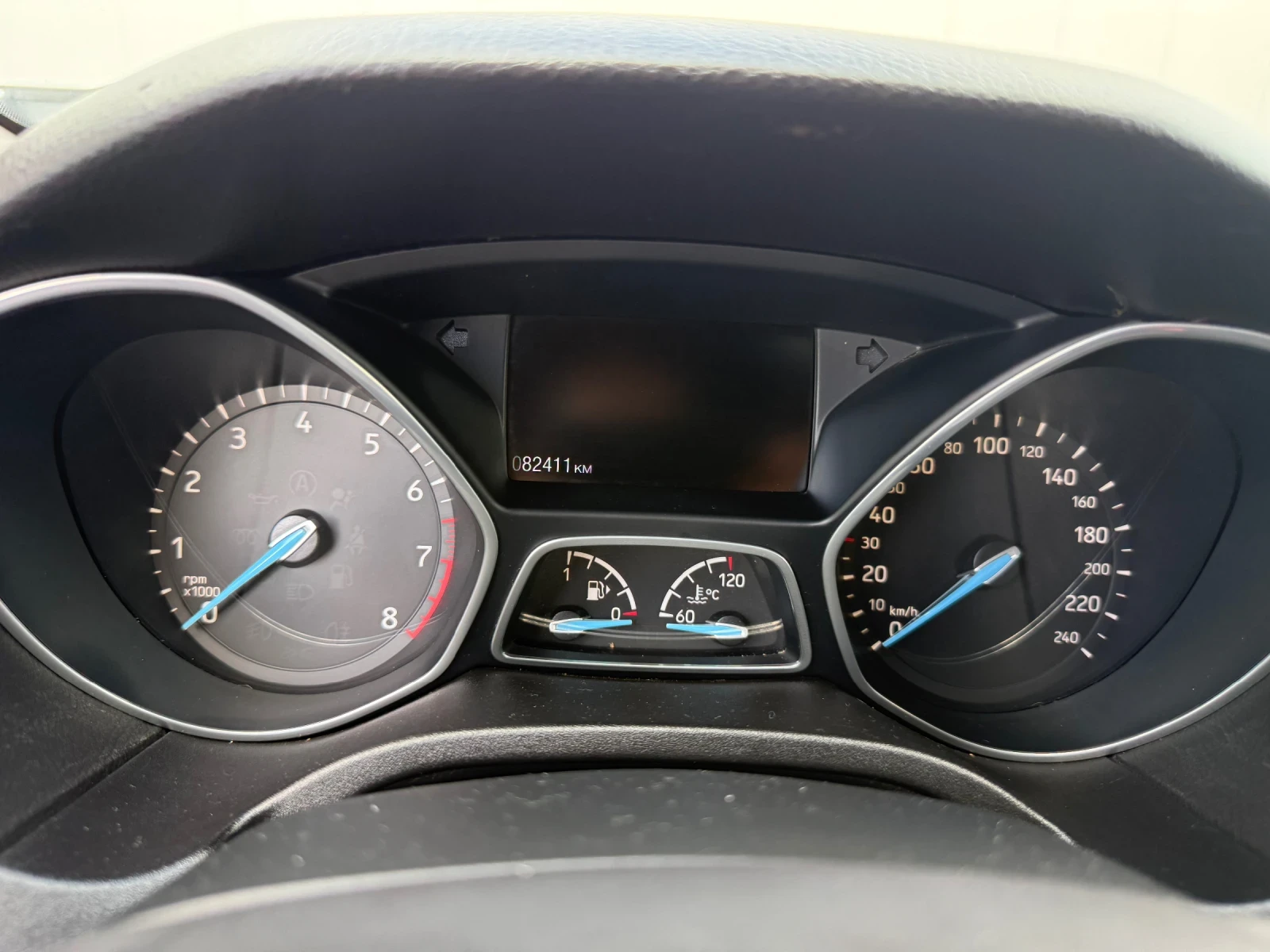 Ford Focus ST Line ecoboost , снимка 15 - Автомобили и джипове - 54093463