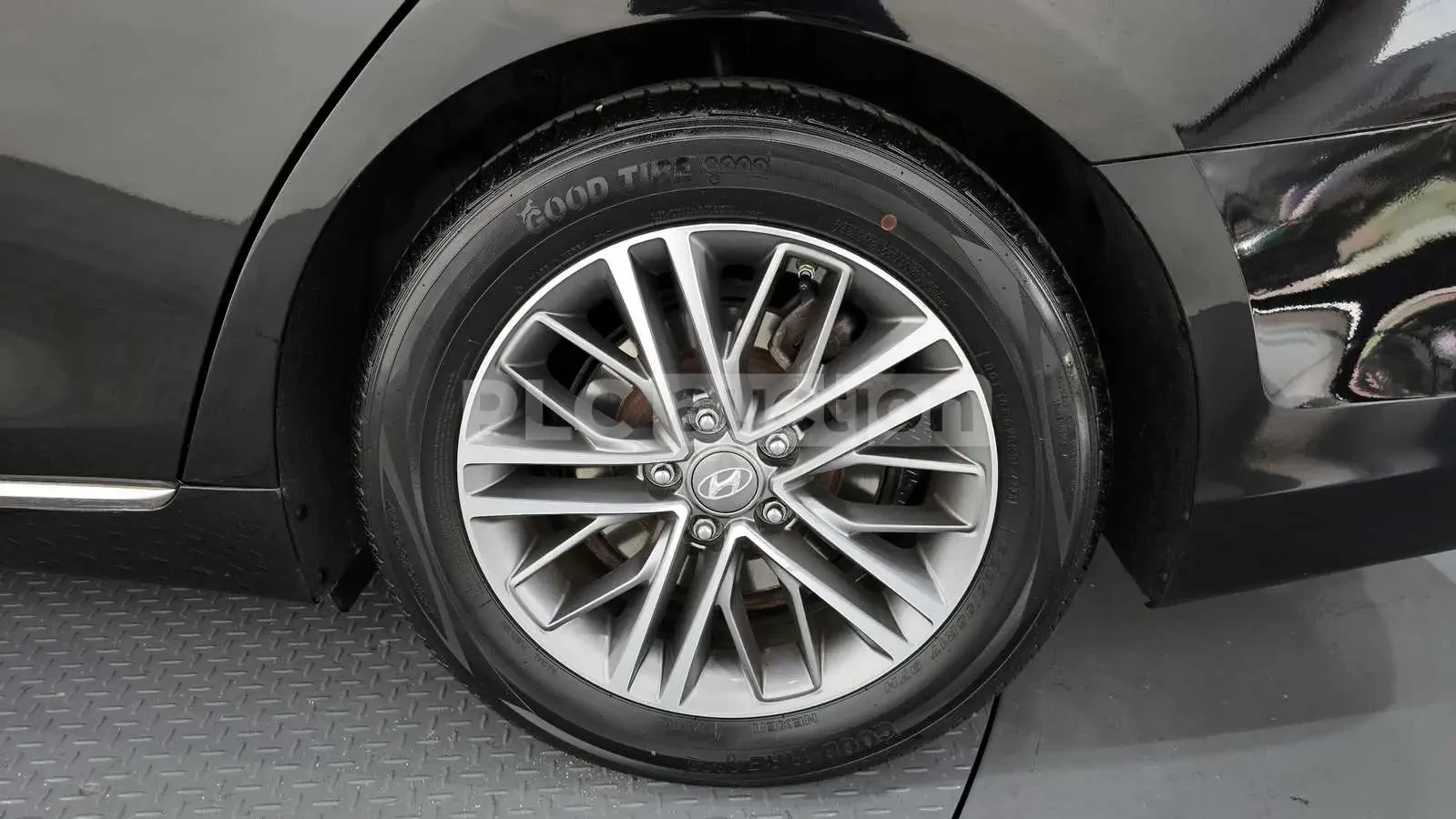 Hyundai Grandeur, снимка 5 - Автомобили и джипове - 54230631