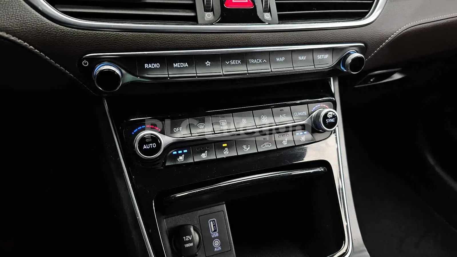 Hyundai Grandeur, снимка 16 - Автомобили и джипове - 54230631