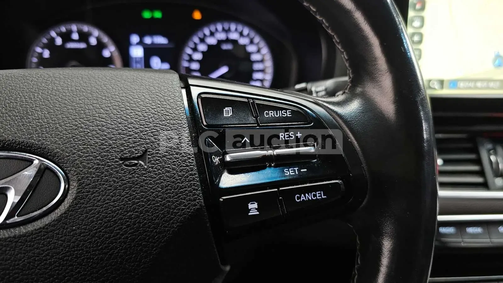 Hyundai Grandeur, снимка 17 - Автомобили и джипове - 54230631