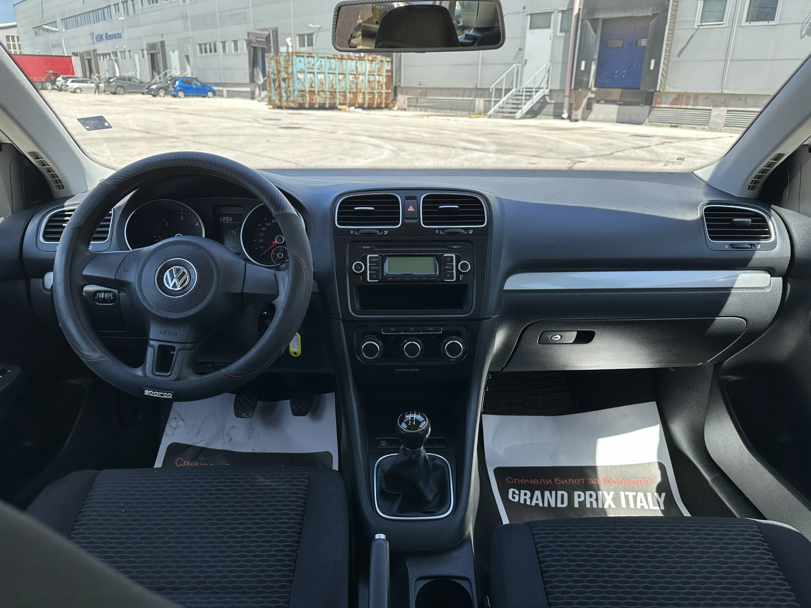 VW Golf, снимка 11 - Автомобили и джипове - 54355782