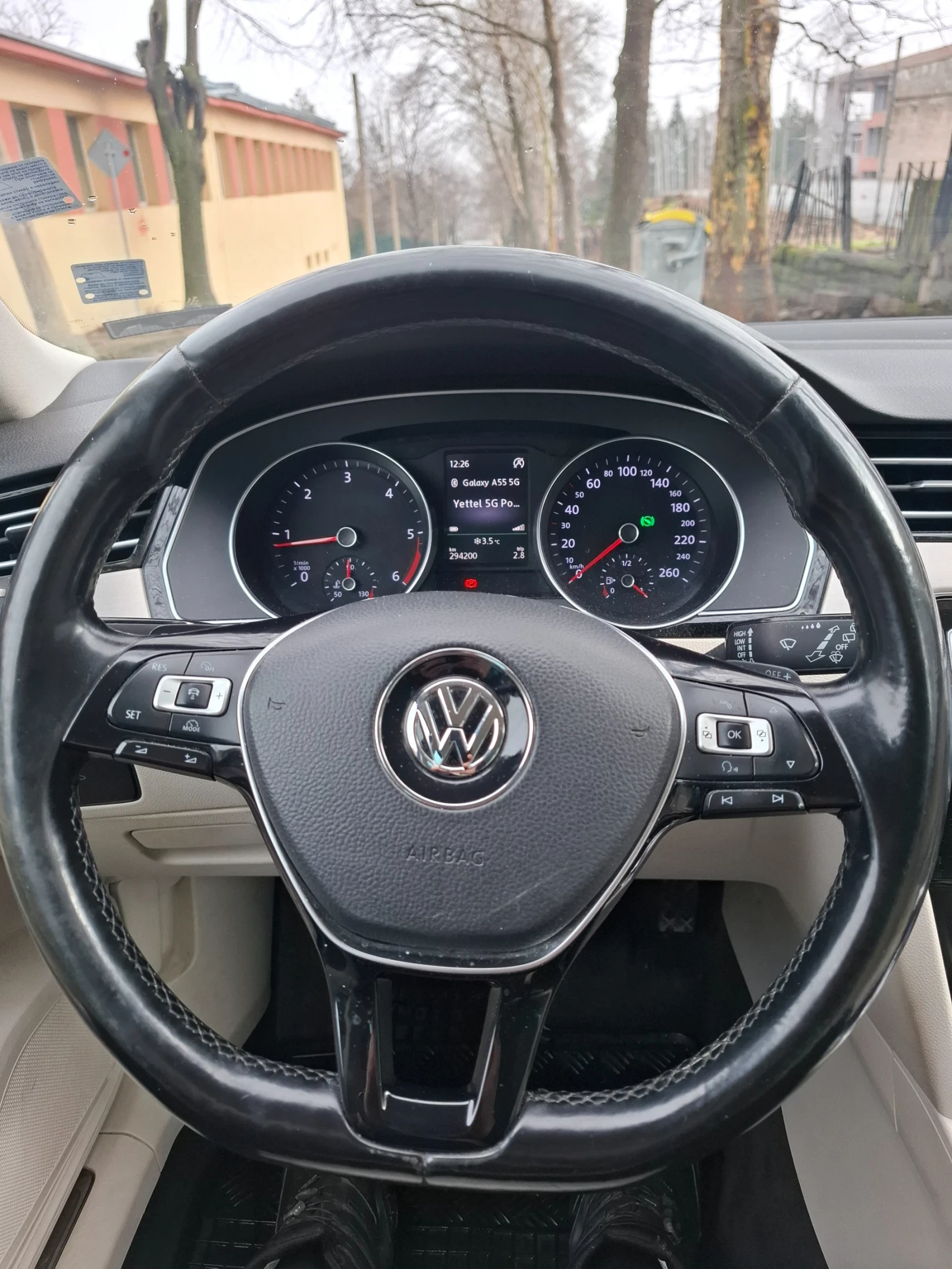 VW Passat 2.0 TDI, снимка 7 - Автомобили и джипове - 54572659
