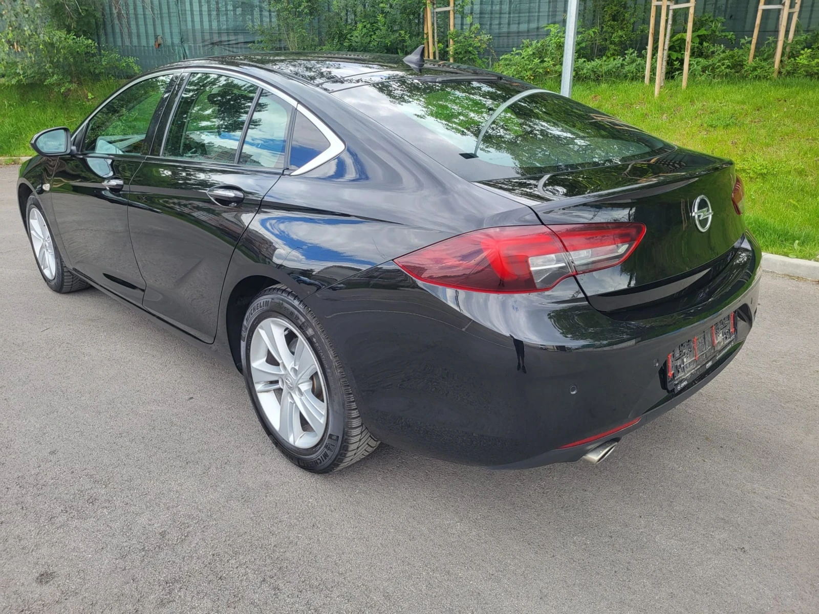 Opel Insignia 2.0 Дизел 170коня високо ниво на оборудване Внос Г, снимка 3 - Автомобили и джипове - 54676856
