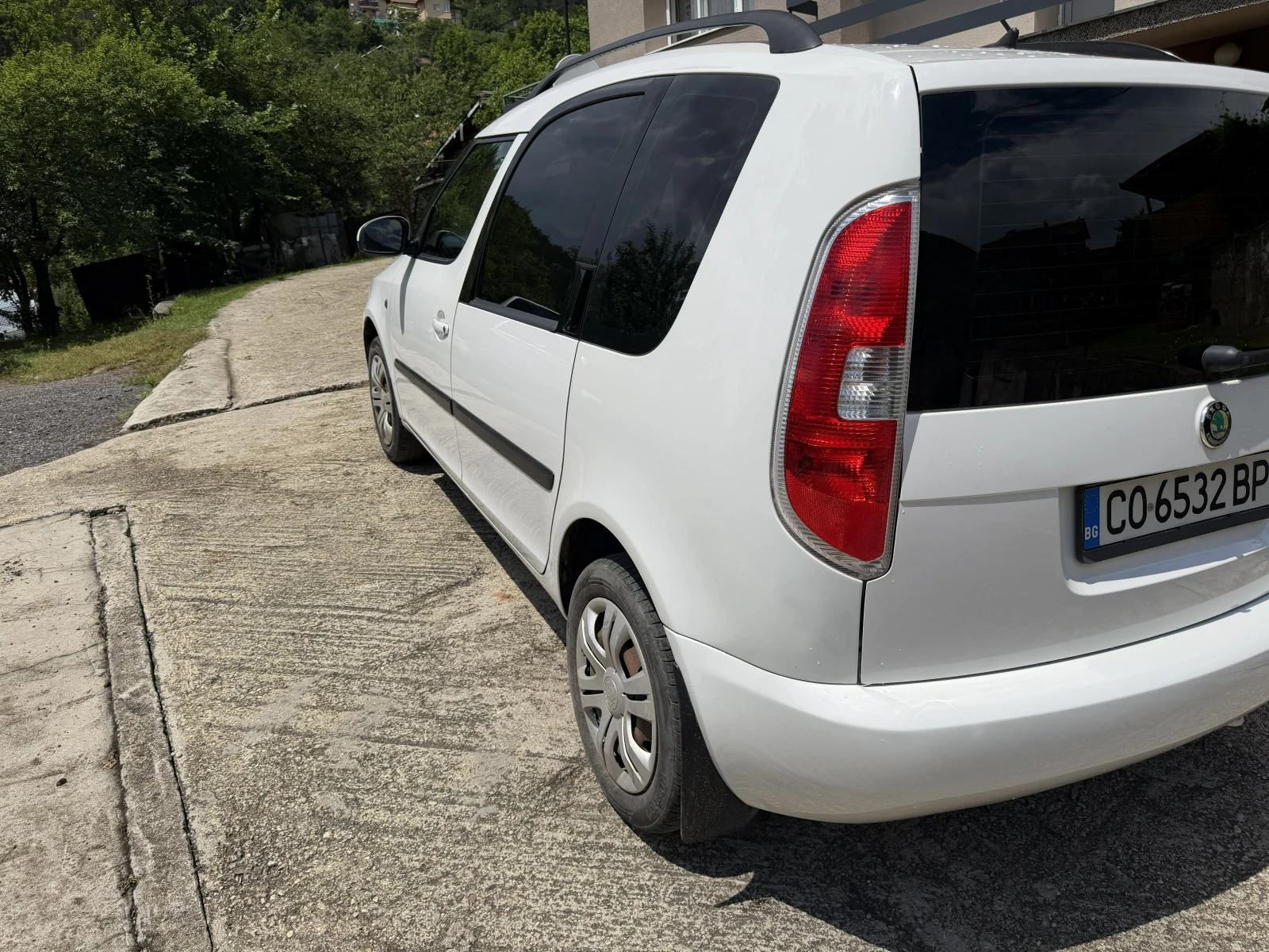 Skoda Roomster 1.2 HTP, снимка 4 - Автомобили и джипове - 54811870