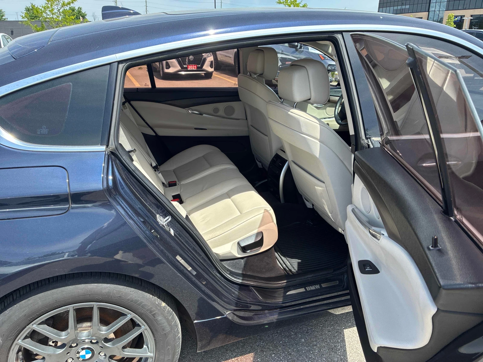 BMW 530 3.0L 6cyl AWD | Mobile.bg � ����������� 11