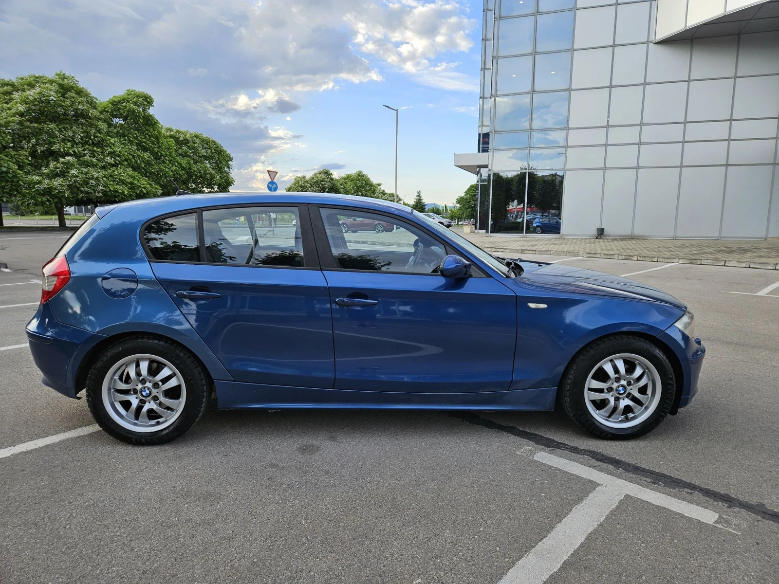 BMW 118, снимка 6 - Автомобили и джипове - 54948785