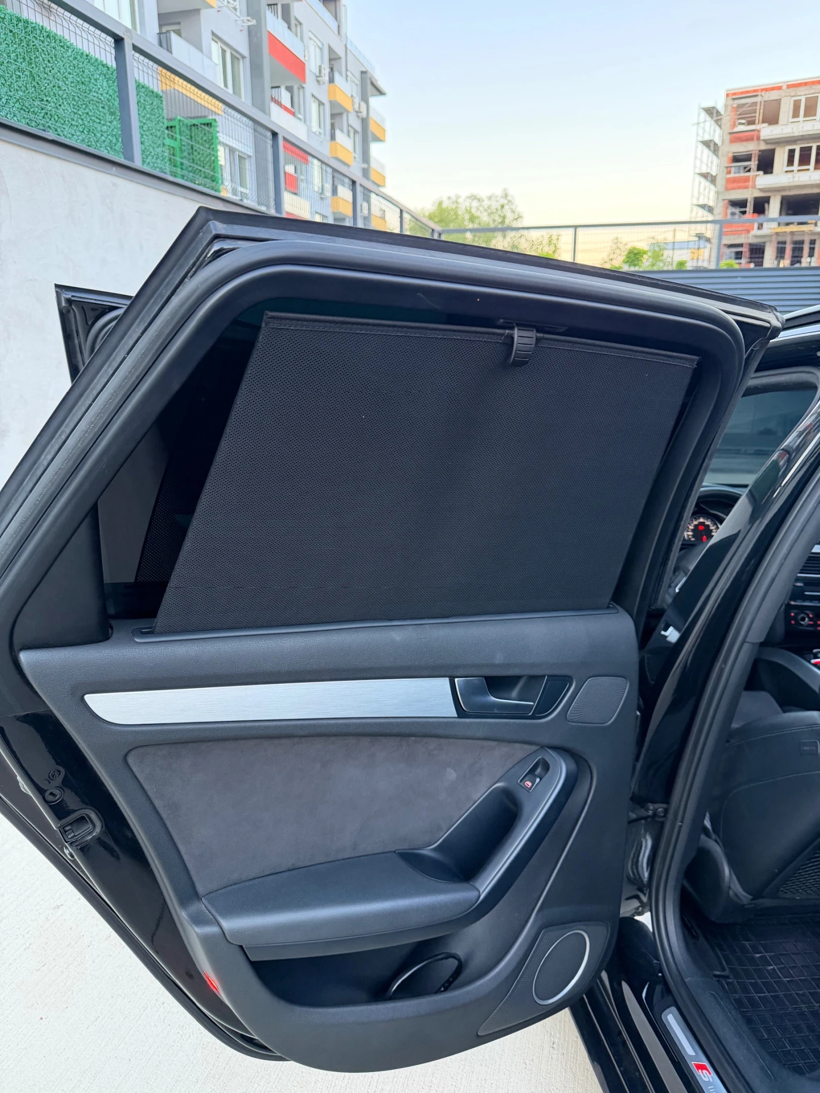 Audi A4 3x S-Line / B&O / Distronic / Memory / Panorama, снимка 10 - Автомобили и джипове - 54974542