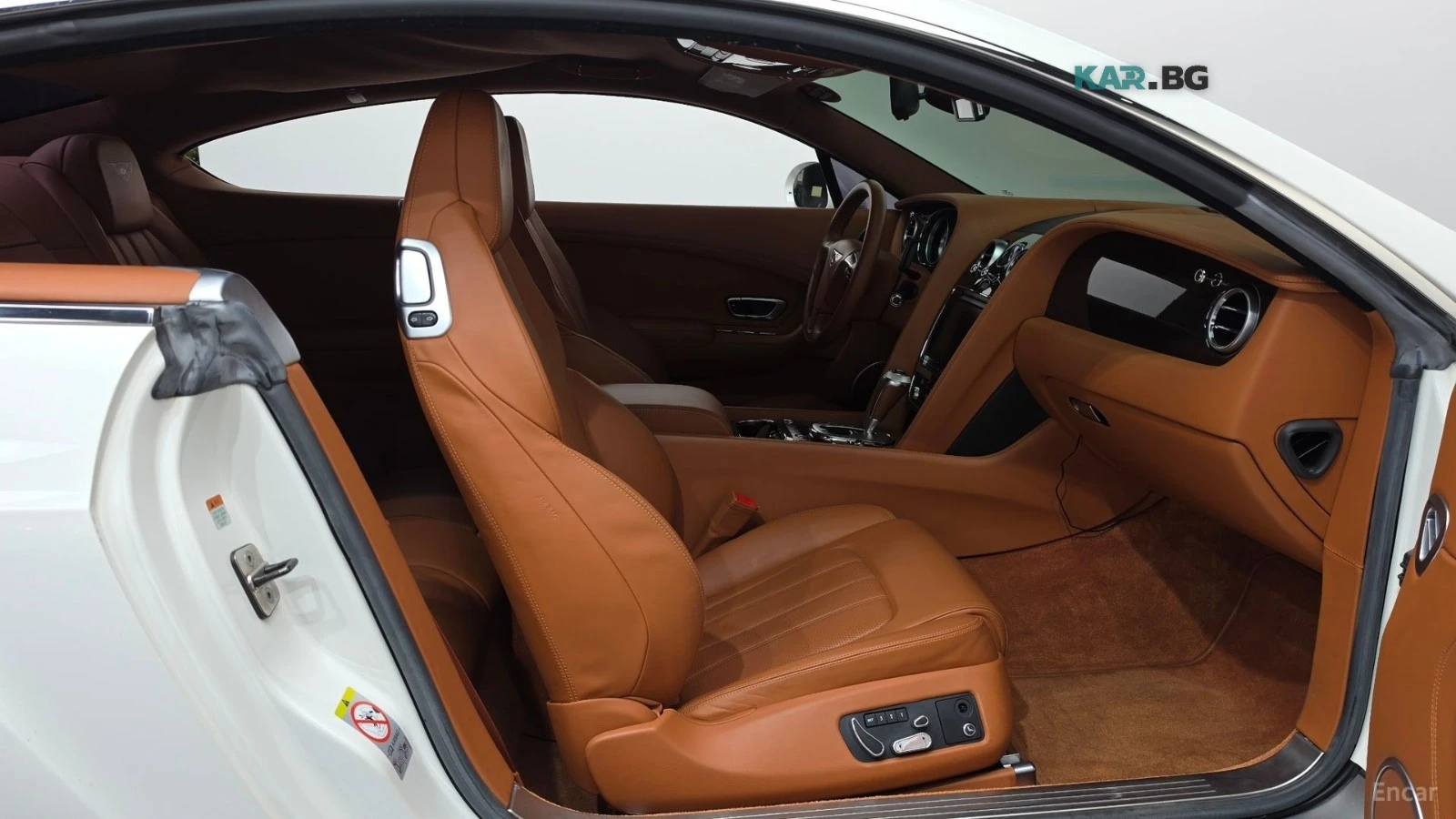 Bentley Continental 4.0 GT* КОЖА* ОБДУХВ* КАМЕРА* МАСАЖИ, снимка 9 - Автомобили и джипове - 55951166