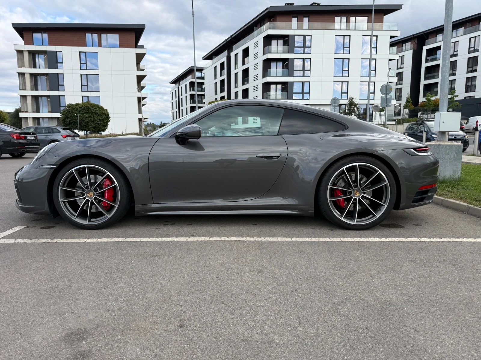 Porsche 911 Carrera 4S | 450 к.с. | PDK | 4x4 | Sport Chrono |, снимка 2 - Автомобили и джипове - 56248304