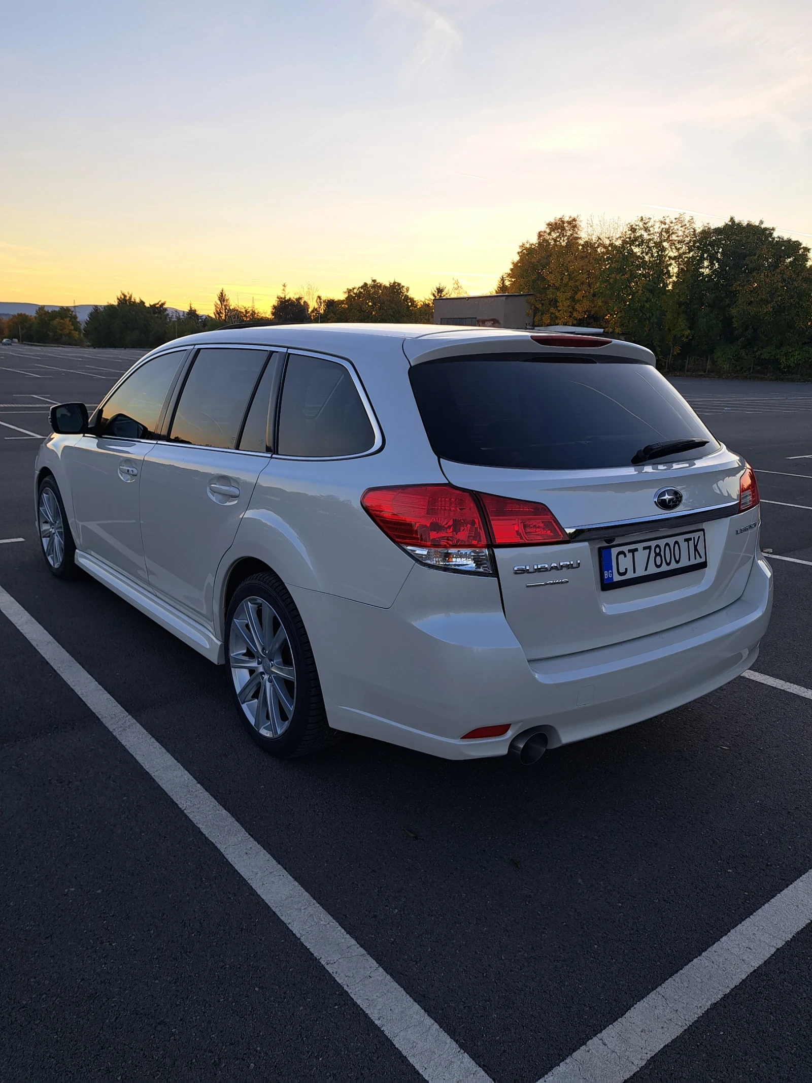 Subaru Legacy 2.5 GAZ, снимка 8 - Автомобили и джипове - 56637770