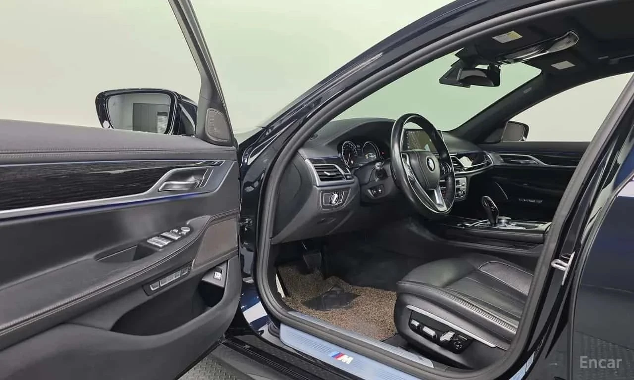 BMW 730, снимка 10 - Автомобили и джипове - 56684638