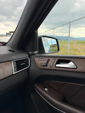 Mercedes-Benz GL 550 БЕЗ УДАРИ AMG LINE | ВСИЧКИ ЕКСТРИ | HARMAN KARDON, снимка 12