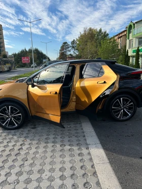 Toyota C-HR Premium Edition, снимка 12