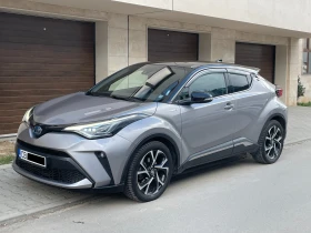 Toyota C-HR 1.8Hybrid e-CVT Classy Bi-tone Facelift в ГАРАНЦИЯ 1