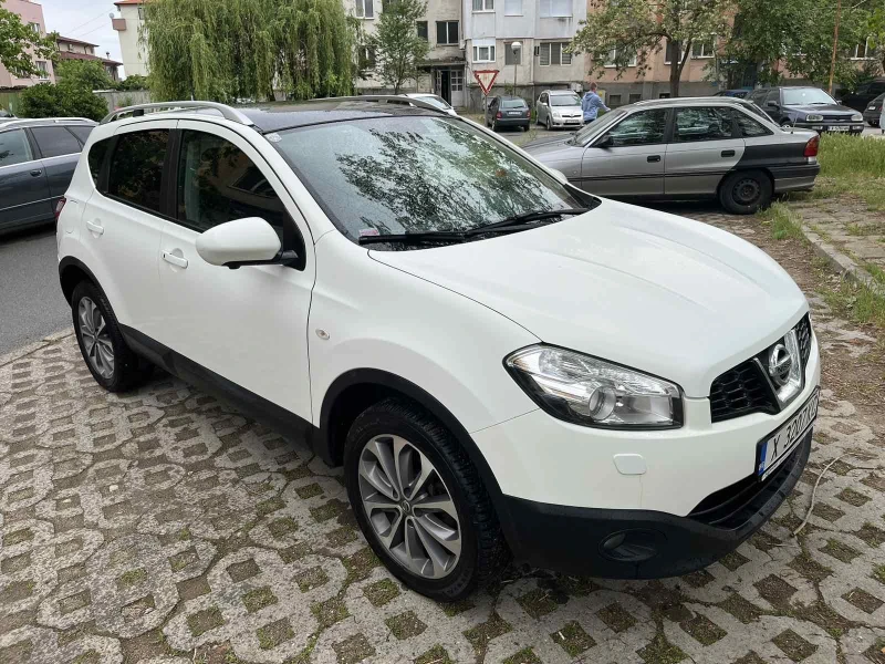Nissan Qashqai Tekna, снимка 7 - Автомобили и джипове - 51946714