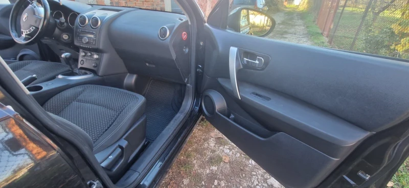 Nissan Qashqai 1, 6 Газ/Бензин, снимка 6 - Автомобили и джипове - 52585610